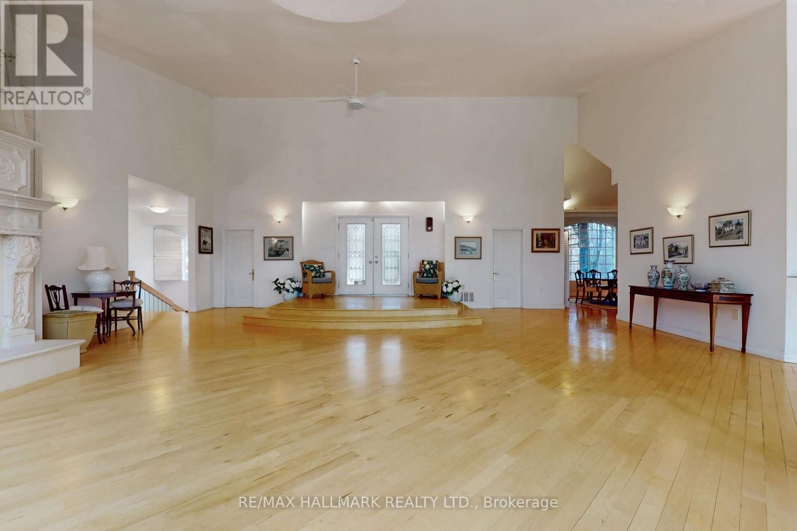 18381 Mccowan Road E, East Gwillimbury, Ontario  L0G 1M0 - Photo 6 - N12960158