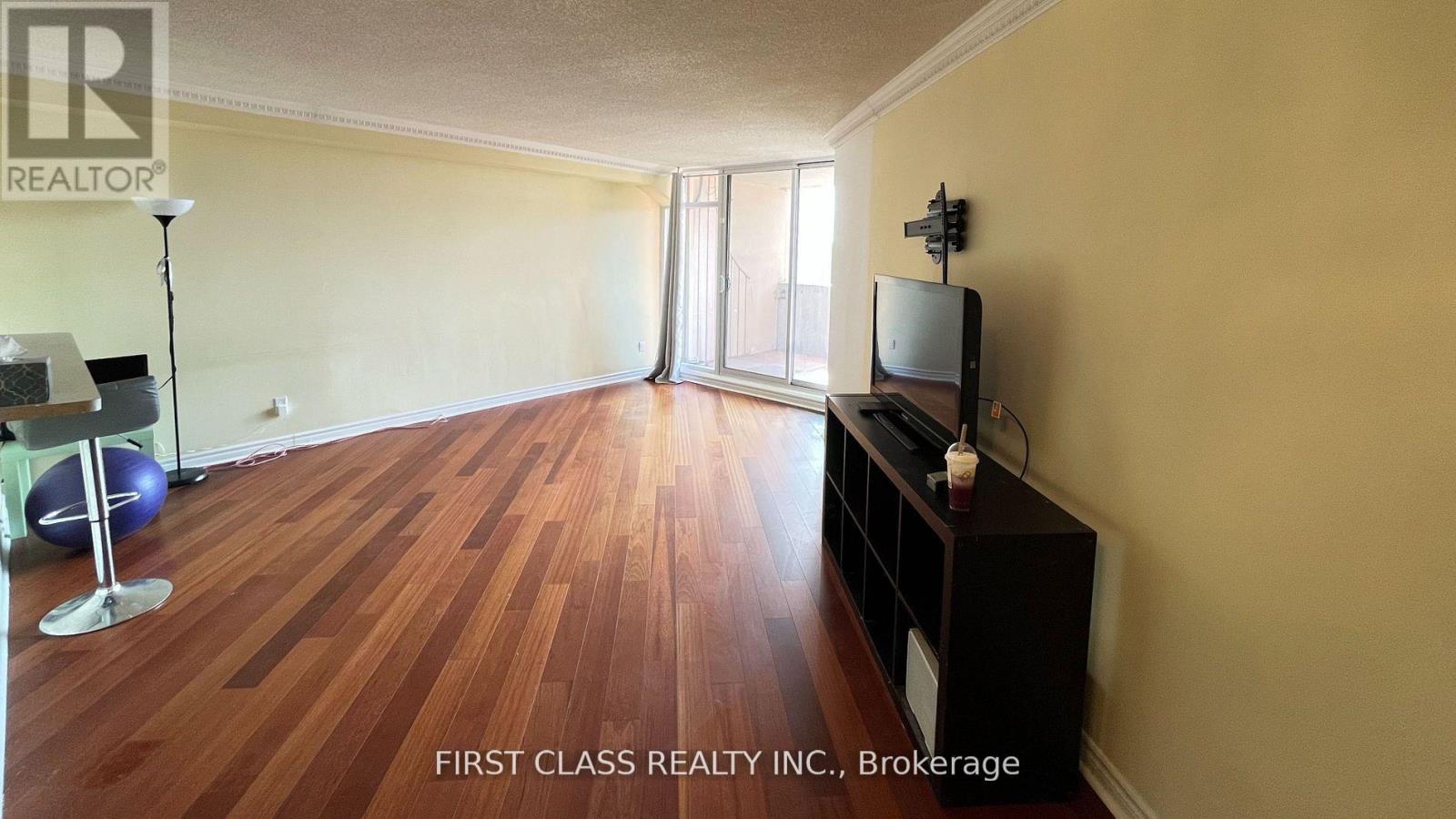 905 - 7811 Yonge Street, Markham, Ontario  L3T 4S3 - Photo 10 - N12960166