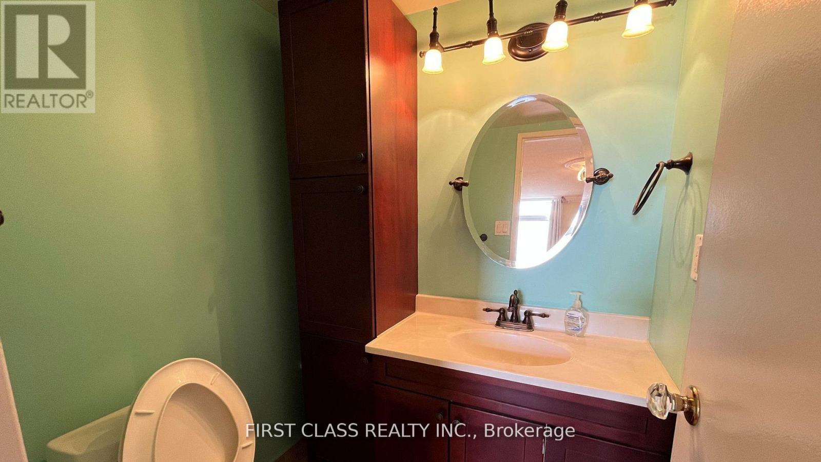 905 - 7811 Yonge Street, Markham, Ontario  L3T 4S3 - Photo 14 - N12960166