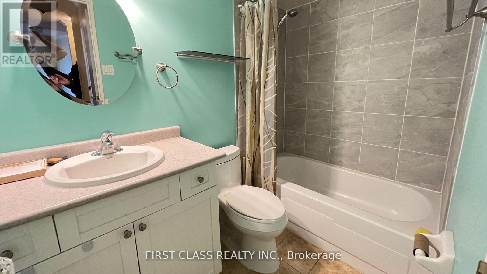 905 - 7811 Yonge Street, Markham, Ontario  L3T 4S3 - Photo 17 - N12960166