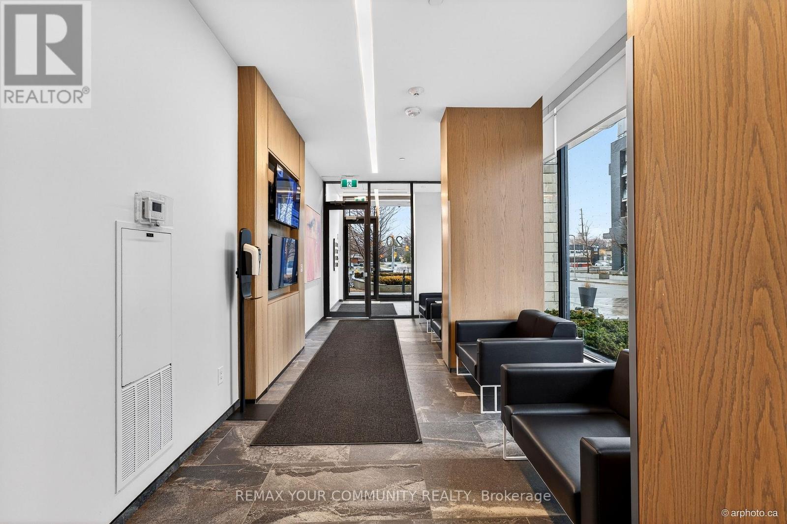 1307 - 20 Thomas Riley Road, Toronto, Ontario  M9B 0C3 - Photo 18 - W12846218