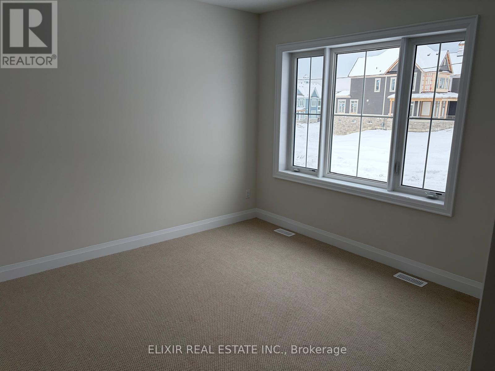 92 Pearsall Place, Oro-Medonte, Ontario  L0L 2L0 - Photo 11 - S12960064