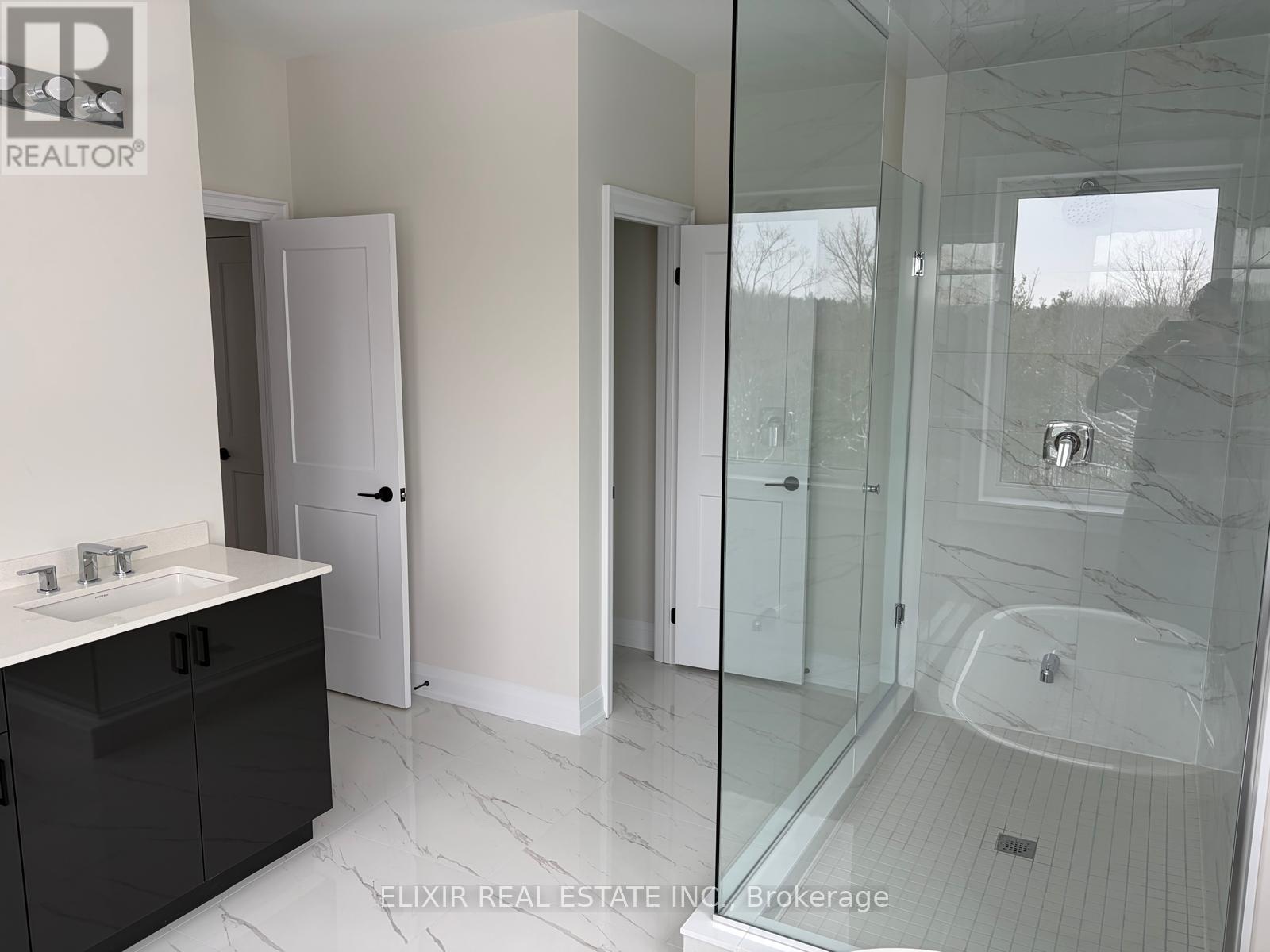 92 Pearsall Place, Oro-Medonte, Ontario  L0L 2L0 - Photo 13 - S12960064