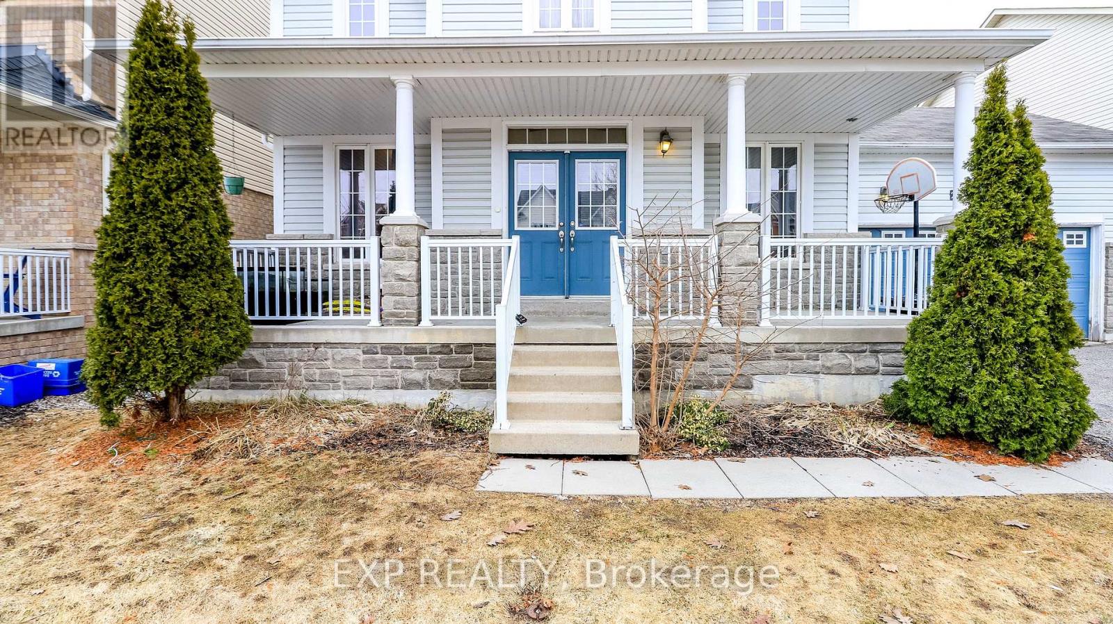 29 The Queensway, Barrie (Innis-Shore), Ontario  L4M 7H5 - Photo 2 - S12960208