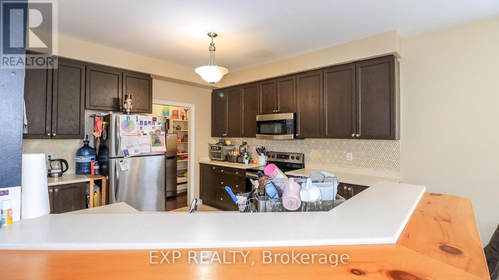 29 The Queensway, Barrie (Innis-Shore), Ontario  L4M 7H5 - Photo 25 - S12960208