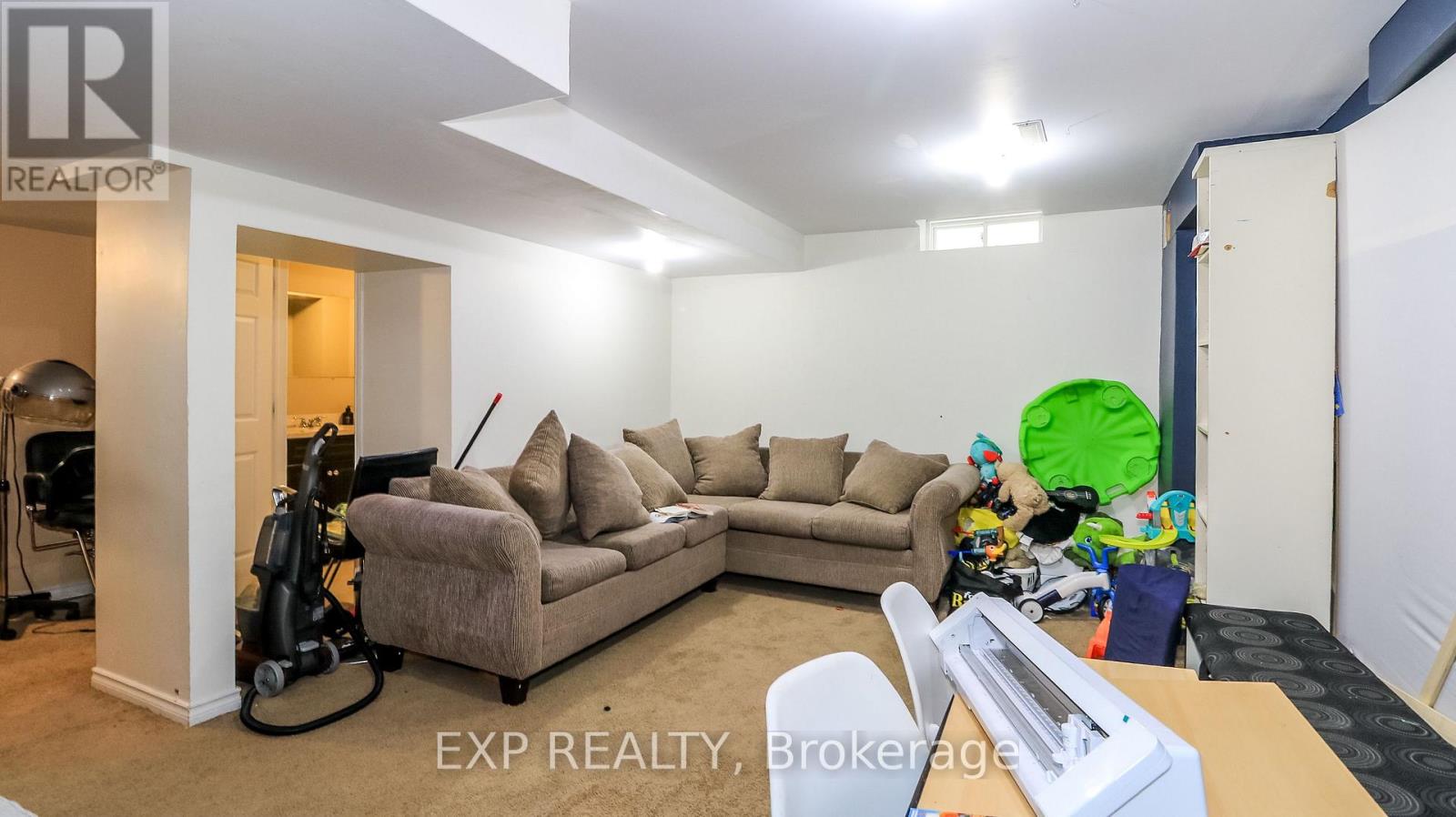 29 The Queensway, Barrie (Innis-Shore), Ontario  L4M 7H5 - Photo 38 - S12960208