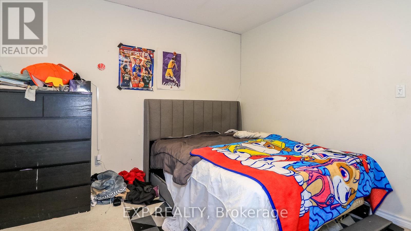 29 The Queensway, Barrie (Innis-Shore), Ontario  L4M 7H5 - Photo 44 - S12960208