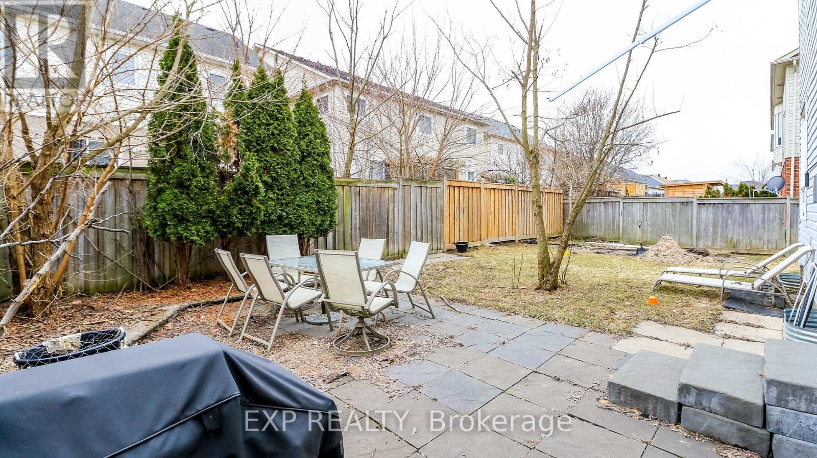 29 The Queensway, Barrie (Innis-Shore), Ontario  L4M 7H5 - Photo 7 - S12960208