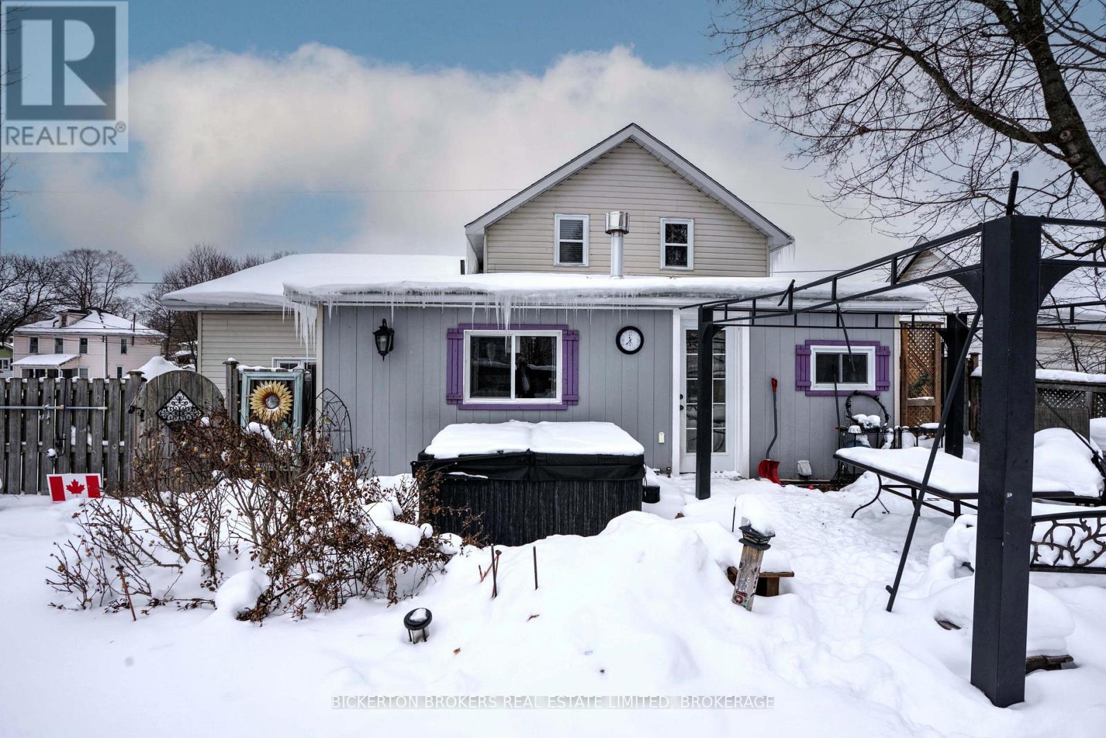 85 Elm Street, Gananoque, Ontario  K7G 2S8 - Photo 38 - X12782472