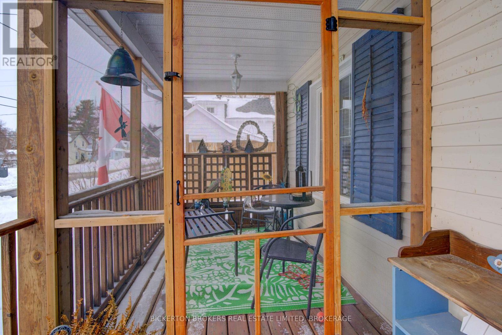 85 Elm Street, Gananoque, Ontario  K7G 2S8 - Photo 4 - X12782472