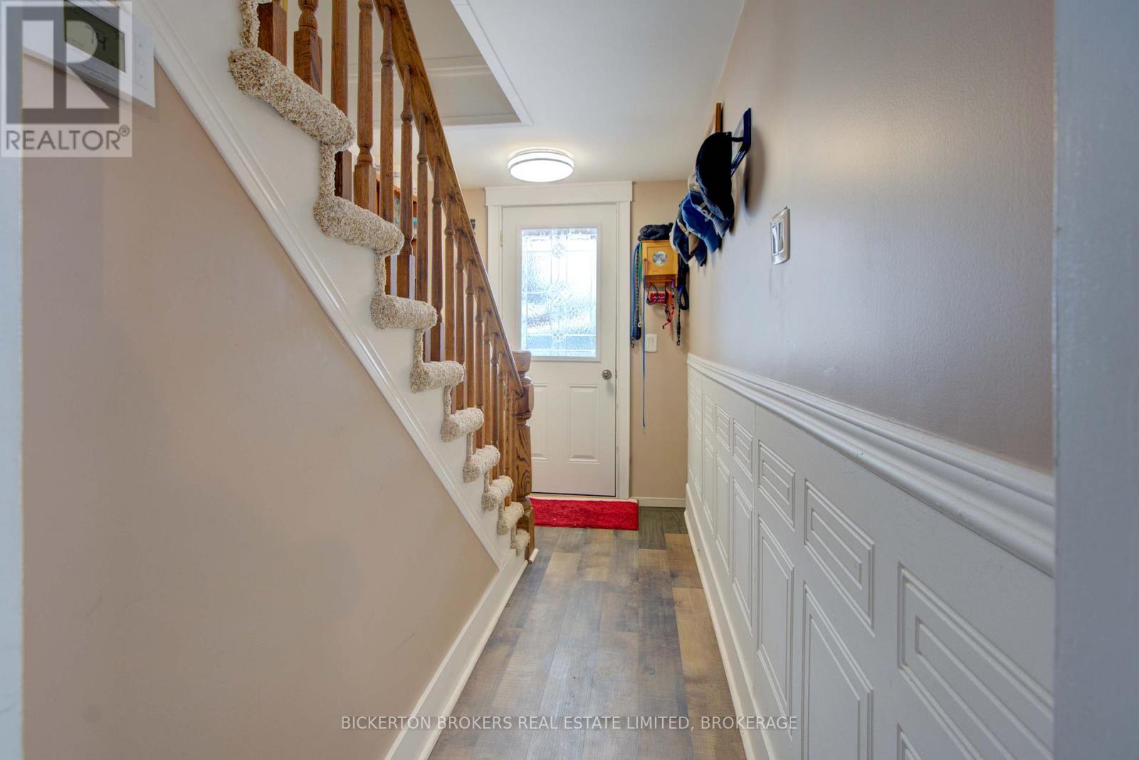 85 Elm Street, Gananoque, Ontario  K7G 2S8 - Photo 8 - X12782472