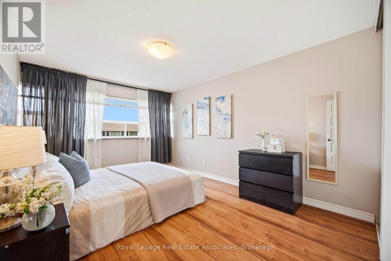 222 - 1055 Dundas Street E, Mississauga, Ontario  L4Y 3X6 - Photo 19 - W12959846
