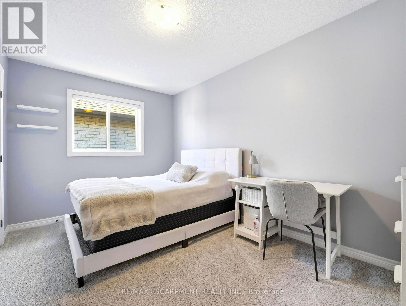 63 Festival Way, Hamilton, Ontario  L0R 1C0 - Photo 30 - X12878278