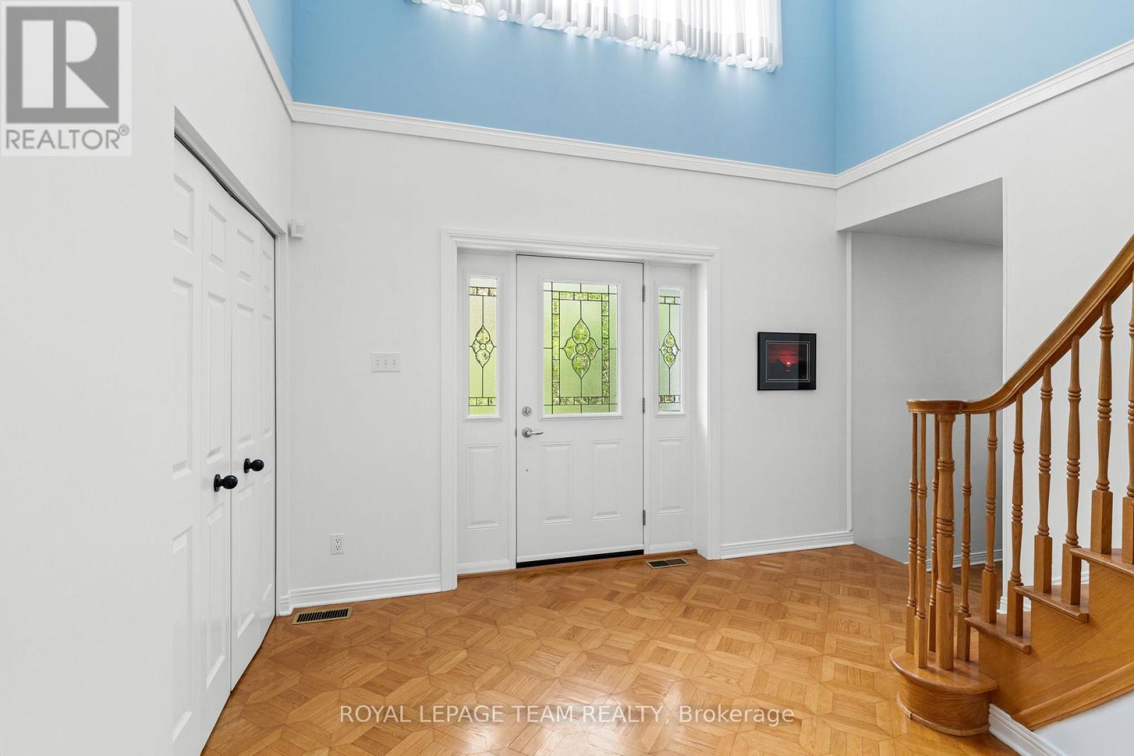 5517 Cedar Drive, Ottawa, Ontario  K4M 1B4 - Photo 4 - X12914106