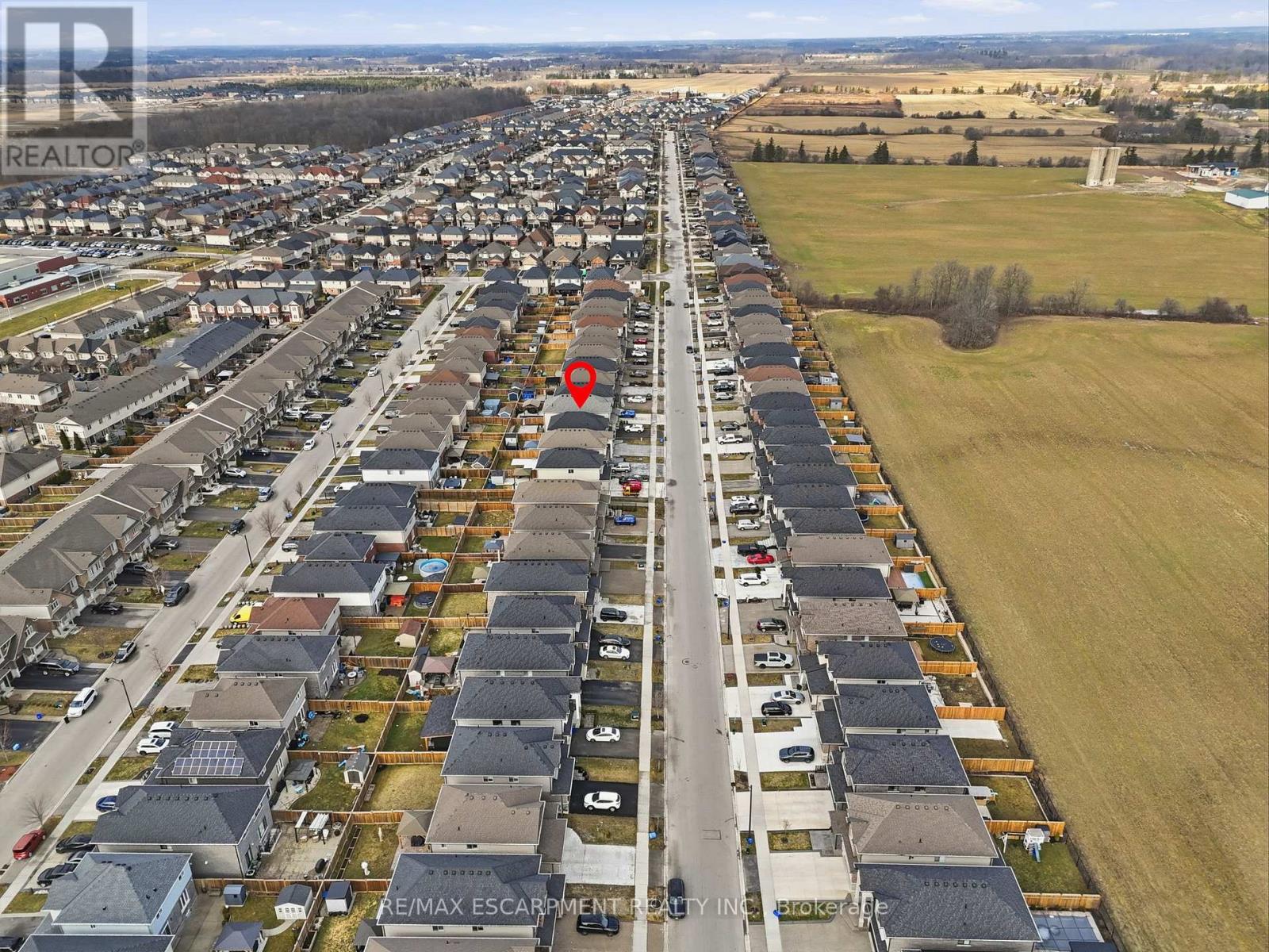 63 Festival Way, Hamilton, Ontario  L0R 1C0 - Photo 45 - X12878278