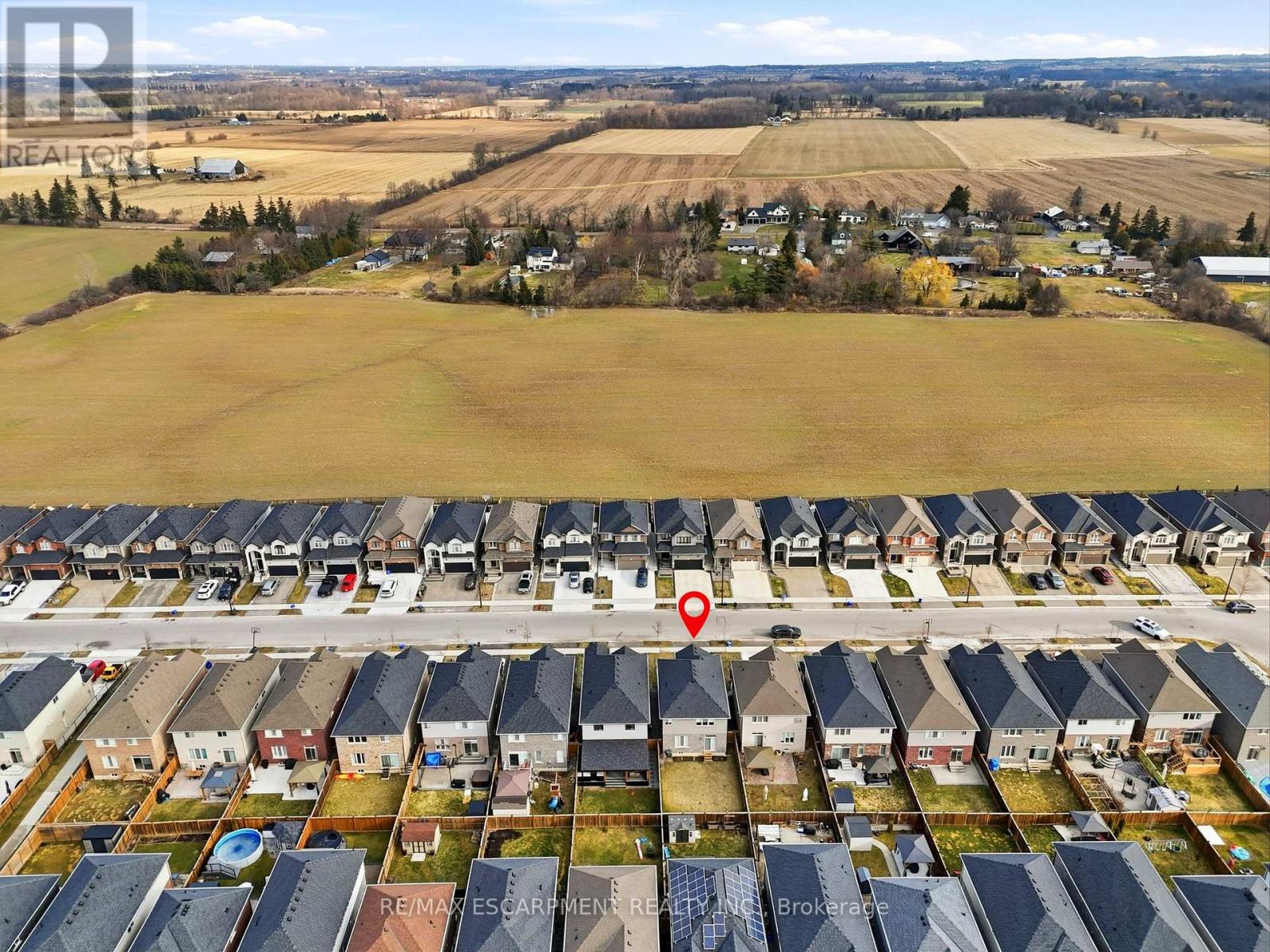 63 Festival Way, Hamilton, Ontario  L0R 1C0 - Photo 44 - X12878278