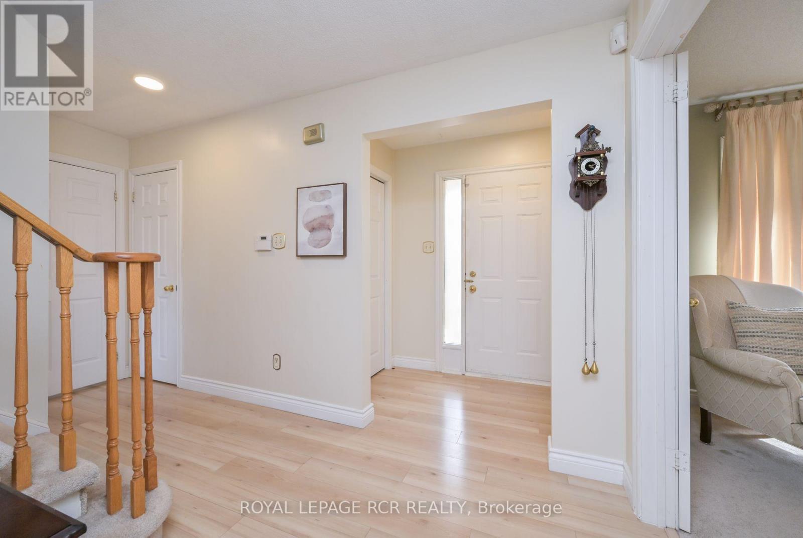 515 College Avenue, Orangeville, Ontario  L9W 4R9 - Photo 4 - W12943300