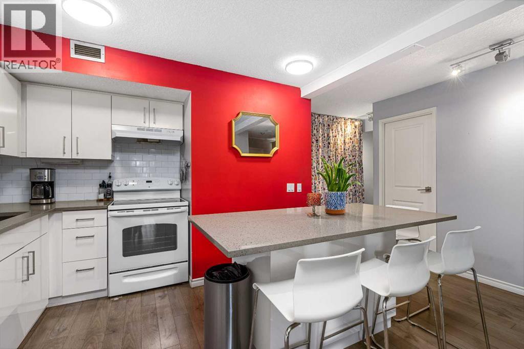 306, 1900 25A Street SW, Calgary, Alberta