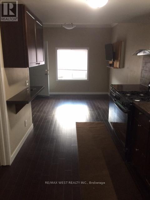 Main - 44 Beechwood Avenue, Toronto, Ontario  M2L 1J3 - Photo 2 - W12960048