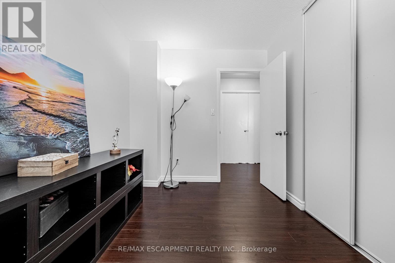 19 - 6650 Falconer Drive, Mississauga, Ontario  L5N 1B5 - Photo 20 - W12960052