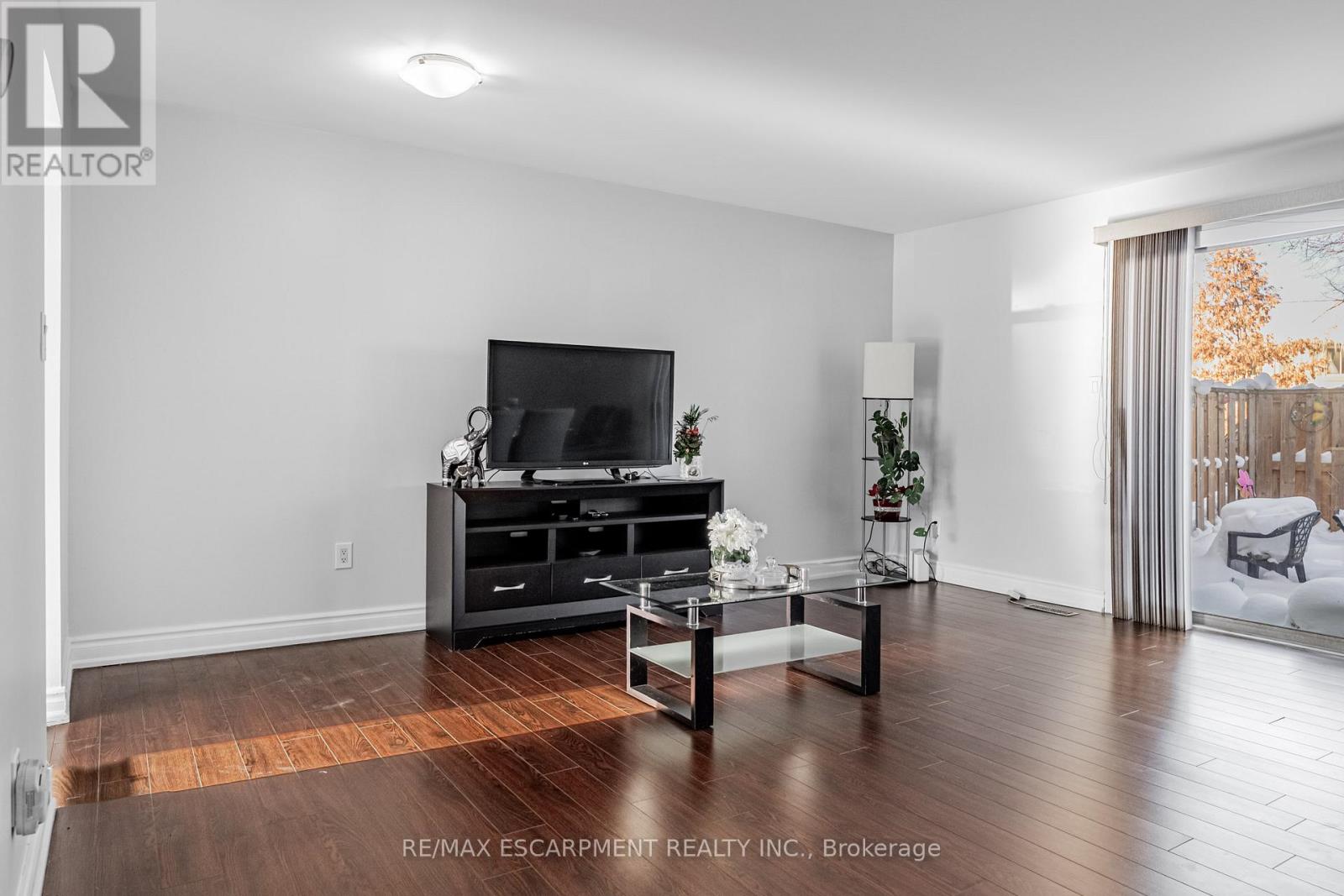 19 - 6650 Falconer Drive, Mississauga, Ontario  L5N 1B5 - Photo 6 - W12960052