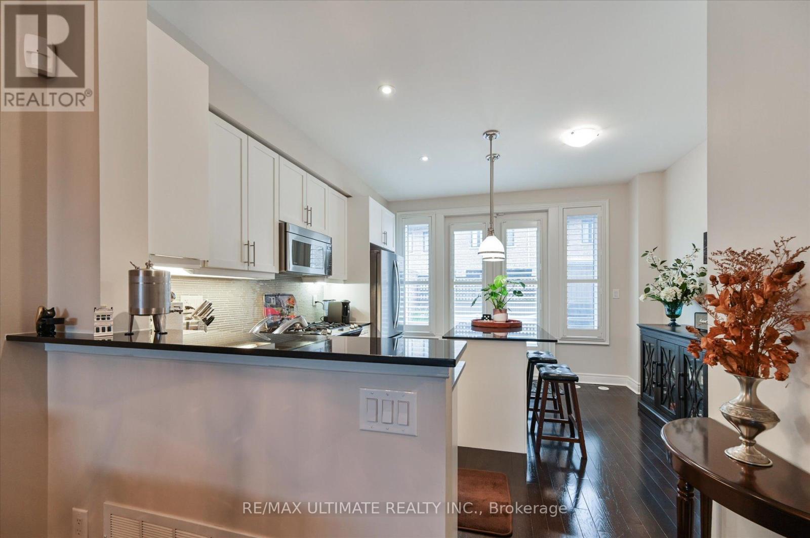 1860 Burnhamthorpe Road E, Mississauga, Ontario  L4X 2S5 - Photo 13 - W12960070