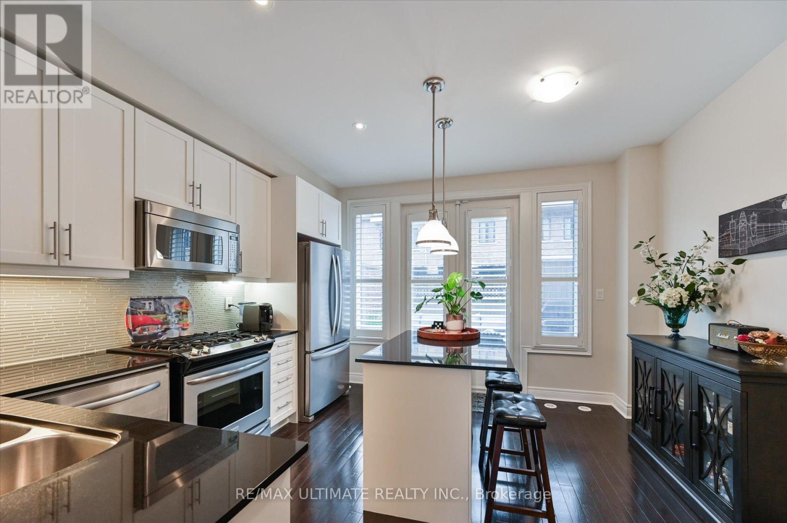 1860 Burnhamthorpe Road E, Mississauga, Ontario  L4X 2S5 - Photo 14 - W12960070