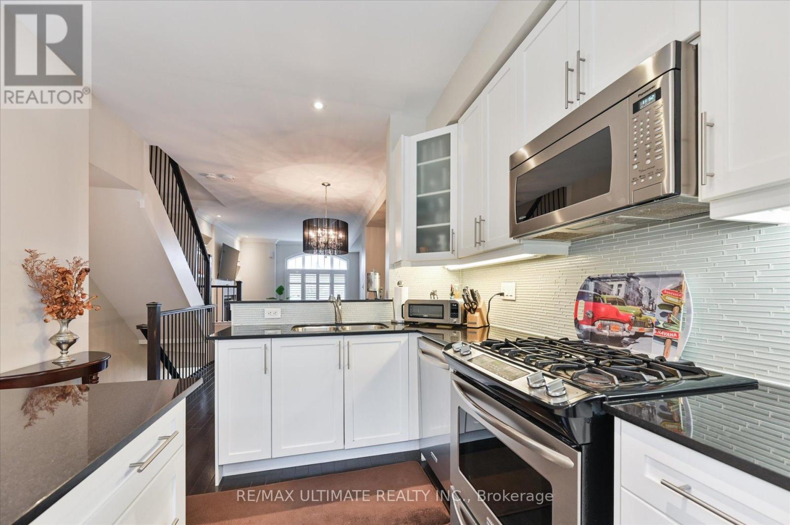 1860 Burnhamthorpe Road E, Mississauga, Ontario  L4X 2S5 - Photo 17 - W12960070