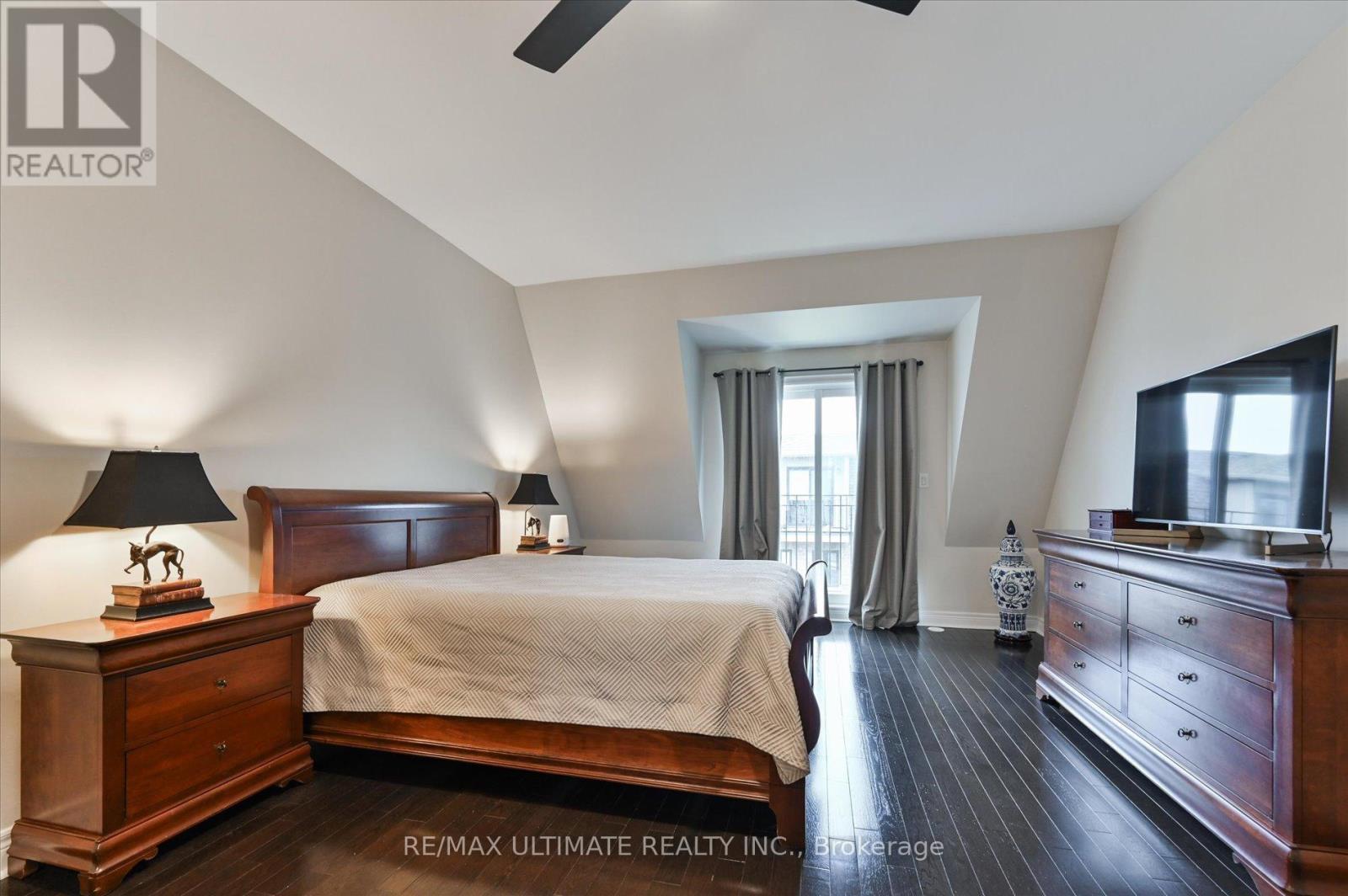 1860 Burnhamthorpe Road E, Mississauga, Ontario  L4X 2S5 - Photo 25 - W12960070