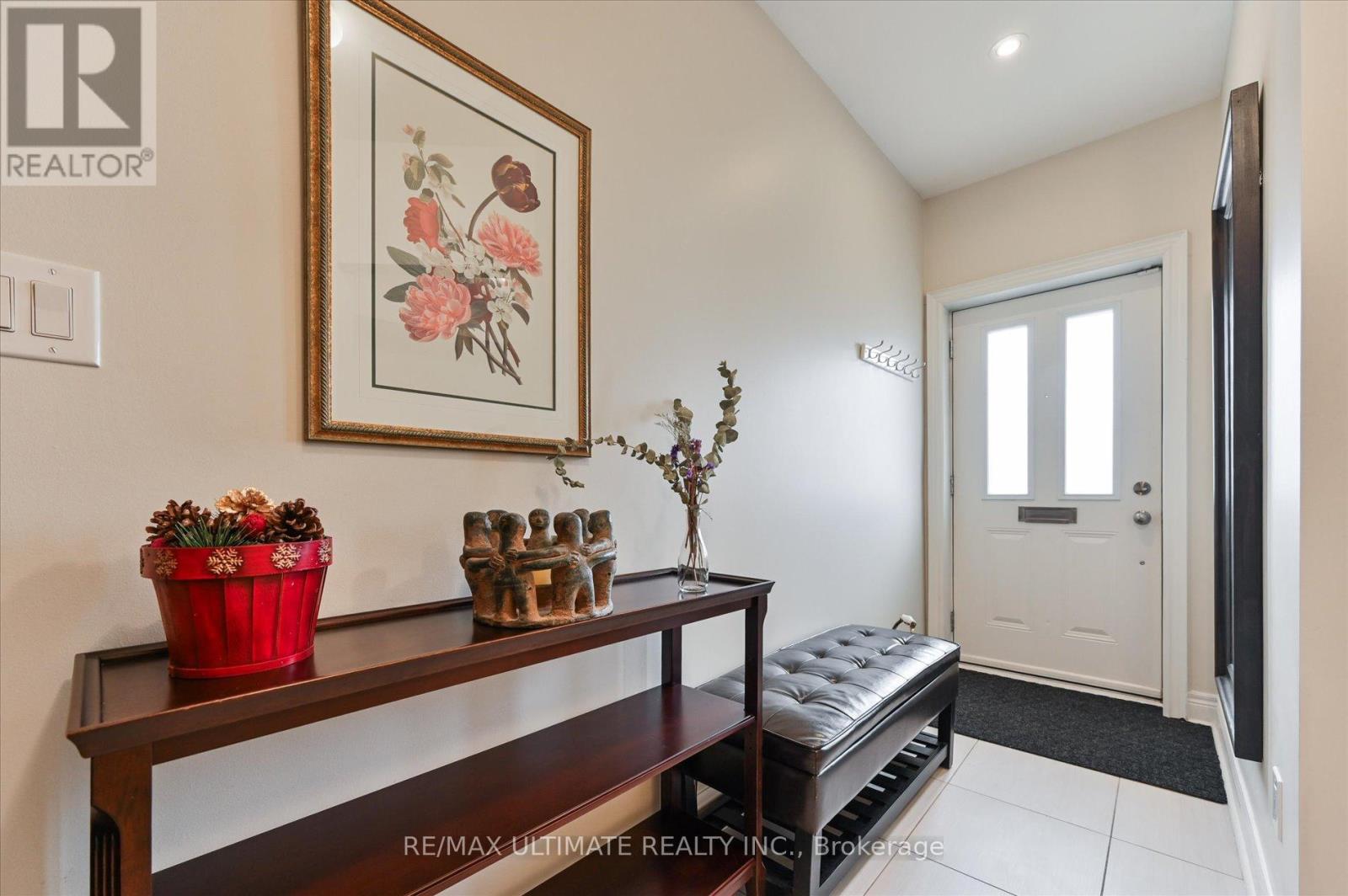 1860 Burnhamthorpe Road E, Mississauga, Ontario  L4X 2S5 - Photo 5 - W12960070