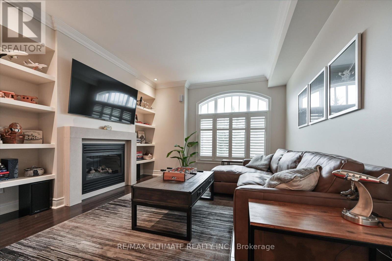 1860 Burnhamthorpe Road E, Mississauga, Ontario  L4X 2S5 - Photo 9 - W12960070