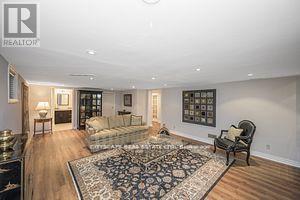 885 Long Drive, Burlington, Ontario  L7T 3J8 - Photo 19 - W12960092