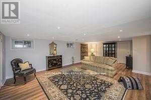 885 Long Drive, Burlington, Ontario  L7T 3J8 - Photo 20 - W12960092