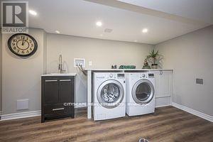 885 Long Drive, Burlington, Ontario  L7T 3J8 - Photo 22 - W12960092