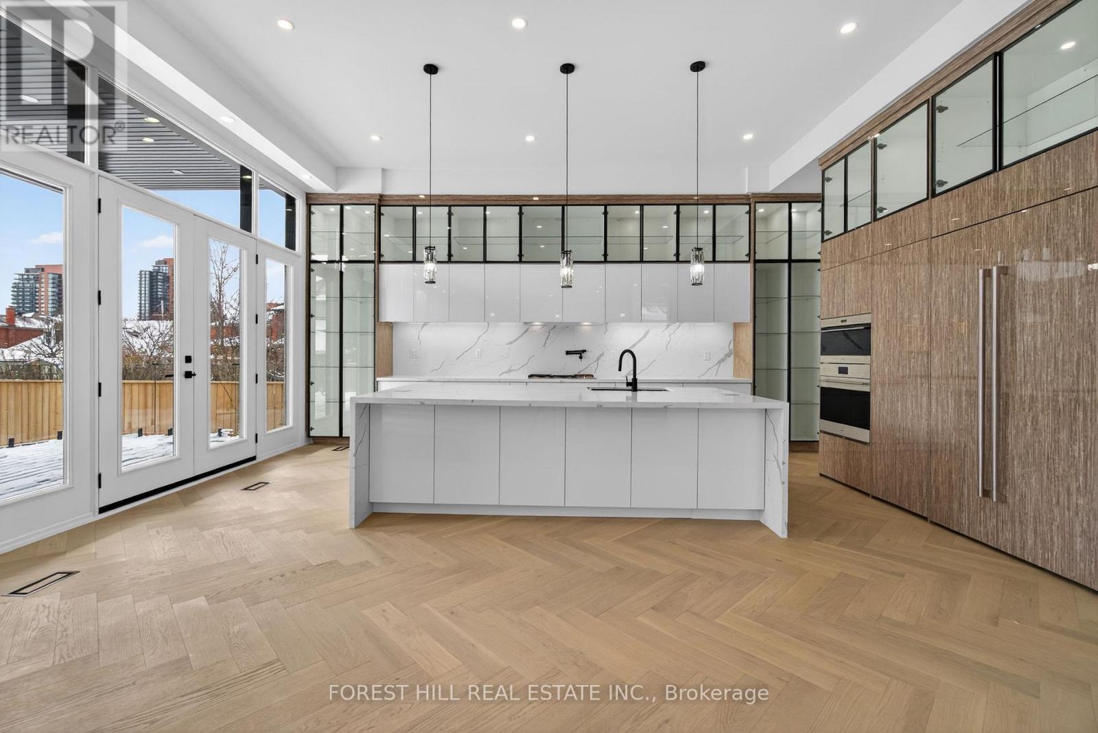 53 Celt Avenue, Toronto, Ontario  M6A 1H2 - Photo 12 - W12960098