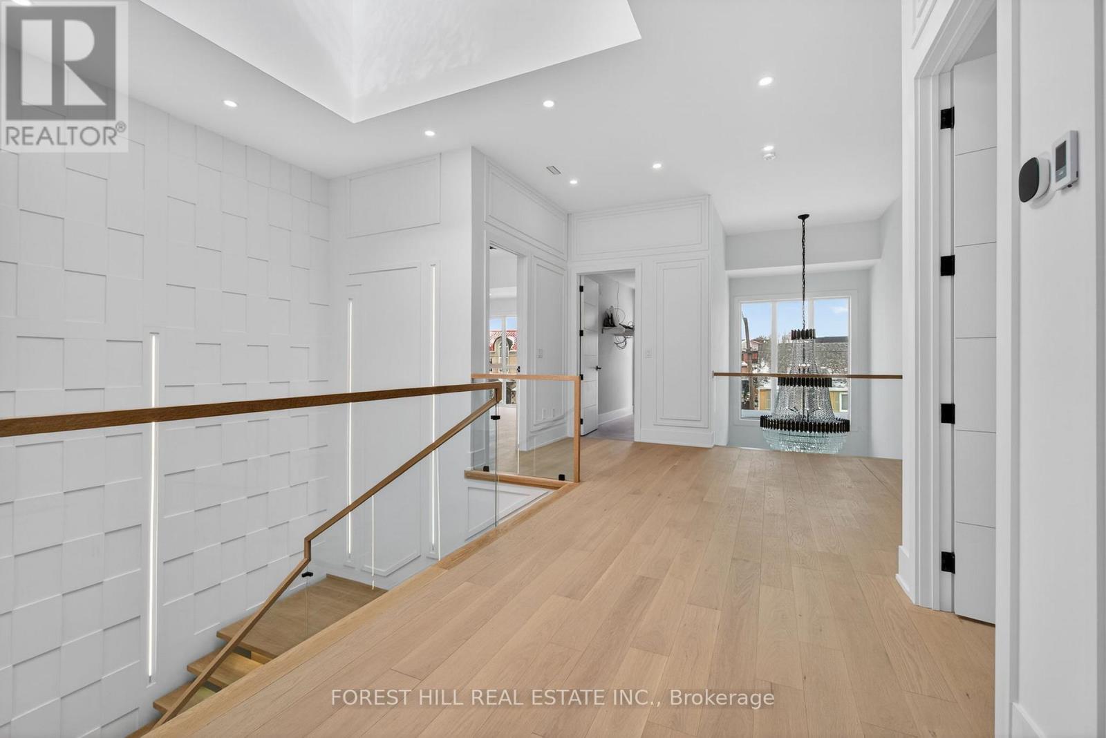 53 Celt Avenue, Toronto, Ontario  M6A 1H2 - Photo 22 - W12960098