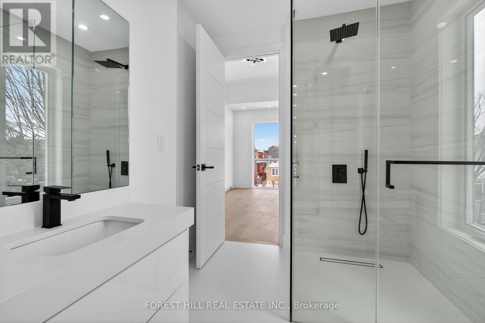 53 Celt Avenue, Toronto, Ontario  M6A 1H2 - Photo 31 - W12960098