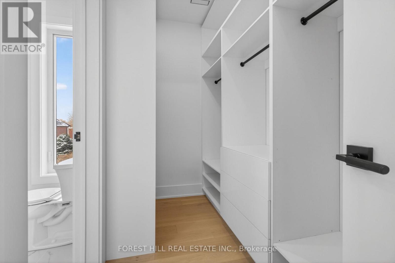 53 Celt Avenue, Toronto, Ontario  M6A 1H2 - Photo 35 - W12960098