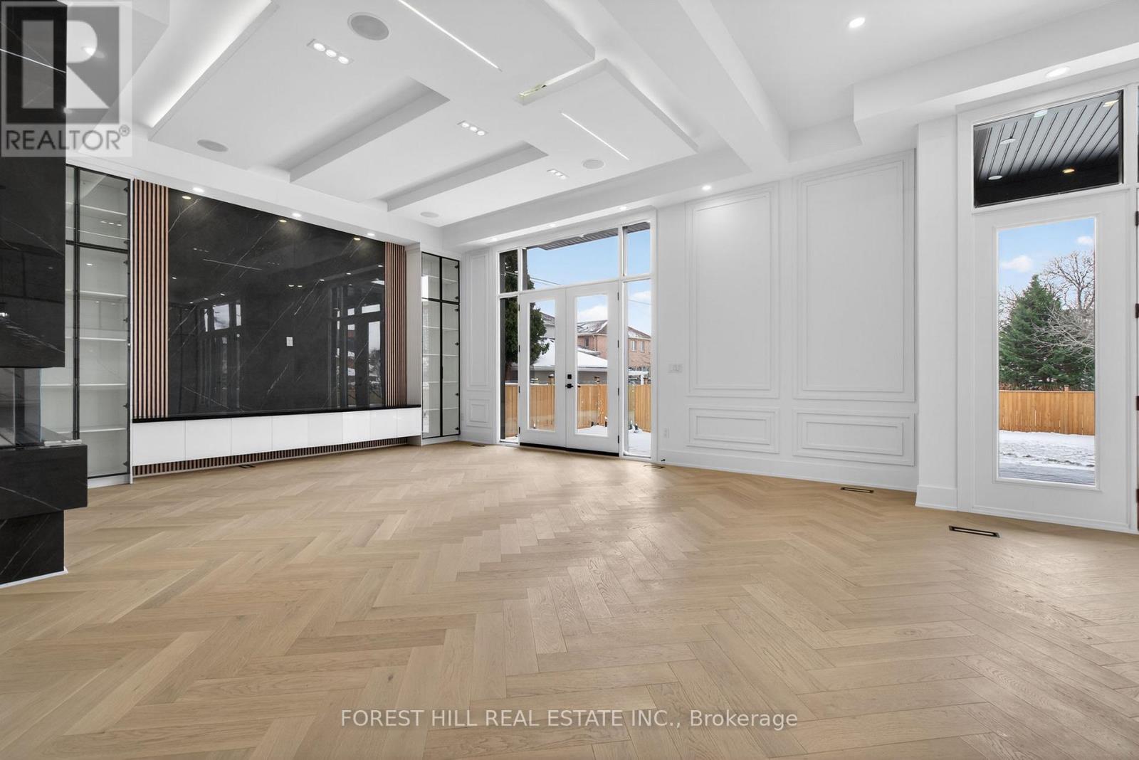 53 Celt Avenue, Toronto, Ontario  M6A 1H2 - Photo 9 - W12960098