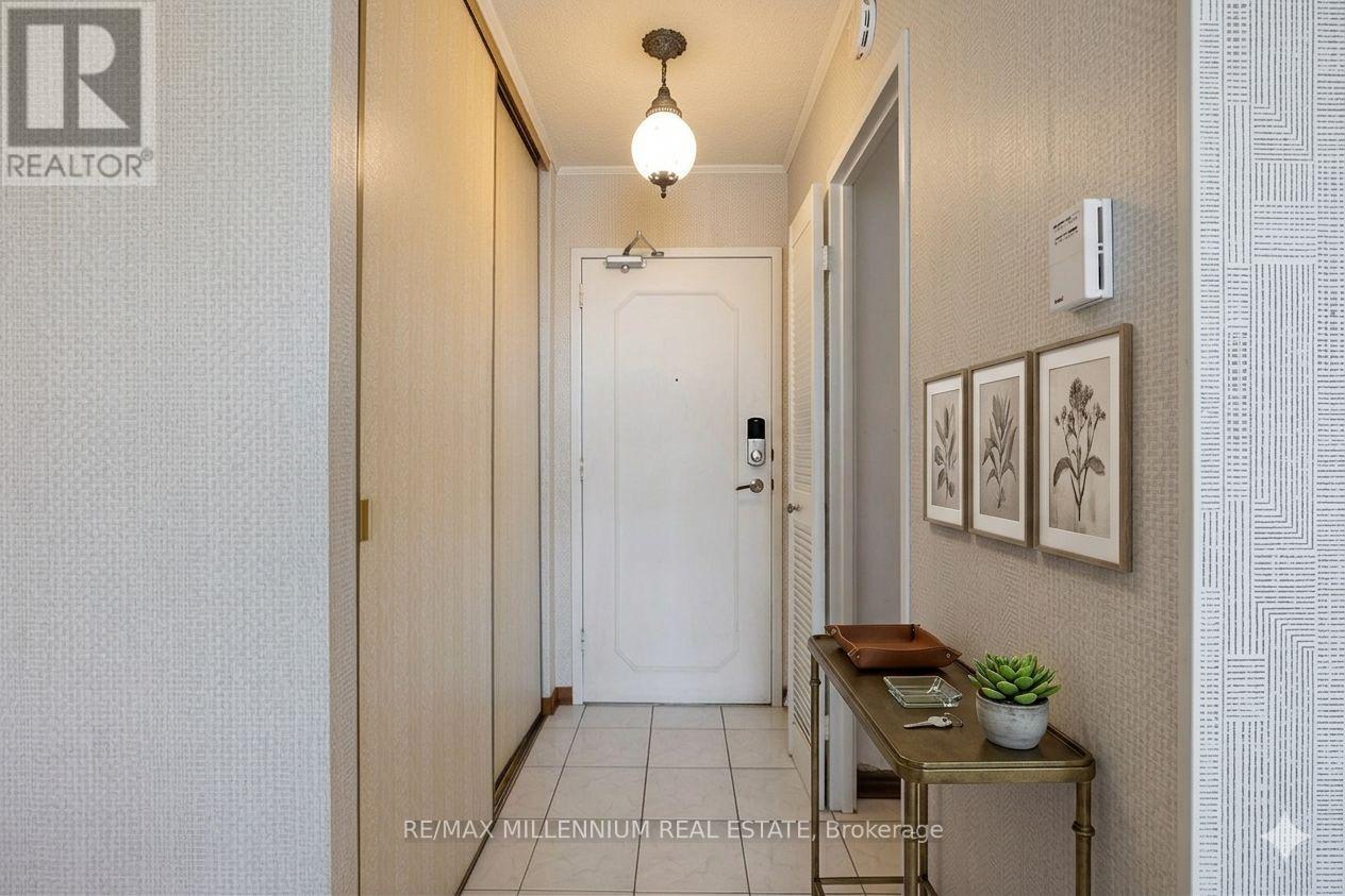 606 - 345 Driftwood Avenue, Toronto, Ontario  M3N 2P4 - Photo 2 - W12960100