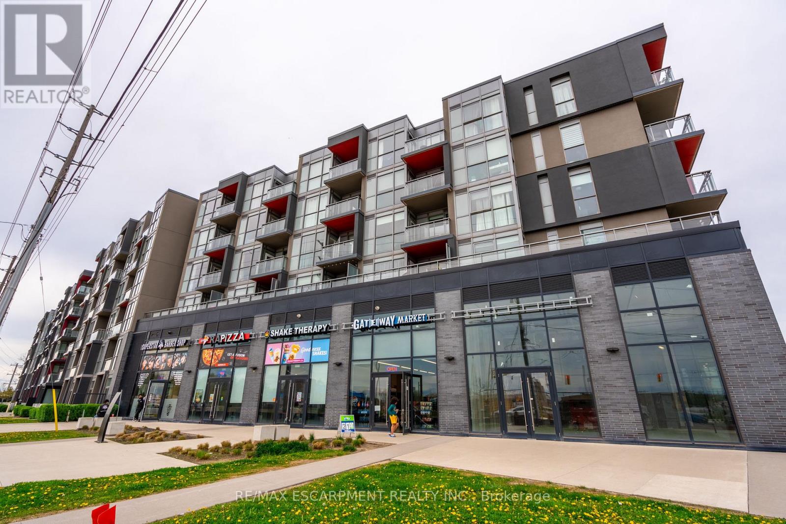 B418 - 5240 DUNDAS STREET, Burlington, Ontario