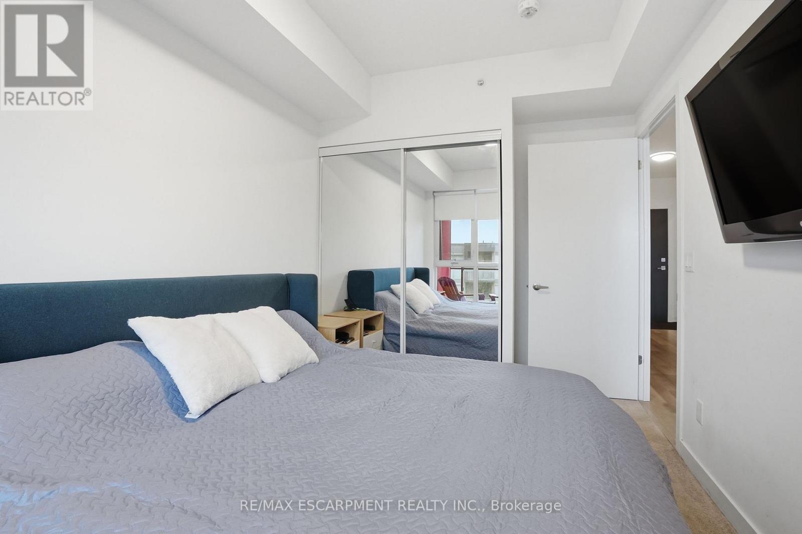 B418 - 5240 Dundas Street, Burlington, Ontario  L7L 0J6 - Photo 14 - W12960120