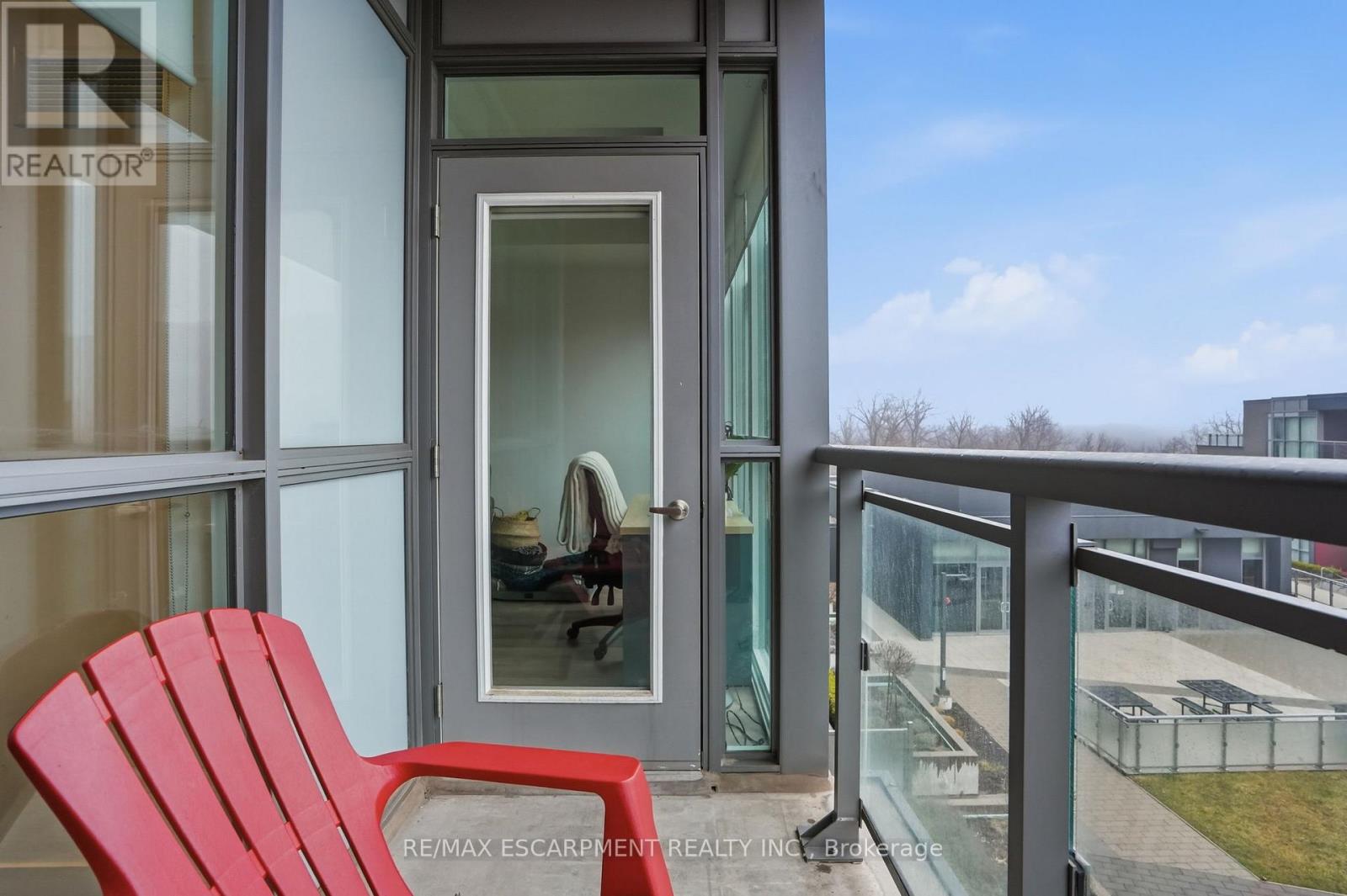 B418 - 5240 Dundas Street, Burlington, Ontario  L7L 0J6 - Photo 16 - W12960120