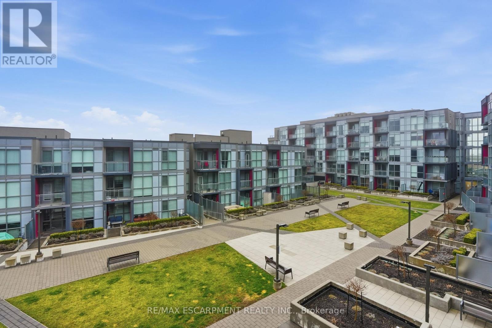 B418 - 5240 Dundas Street, Burlington, Ontario  L7L 0J6 - Photo 18 - W12960120