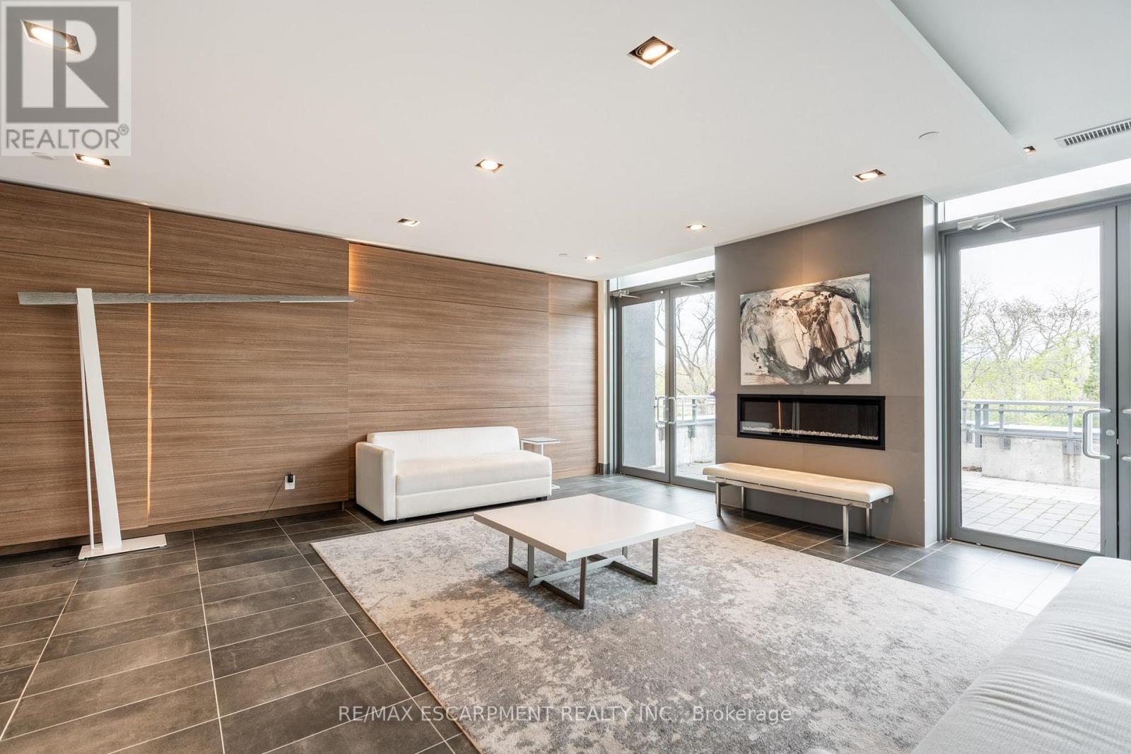 B418 - 5240 Dundas Street, Burlington, Ontario  L7L 0J6 - Photo 22 - W12960120