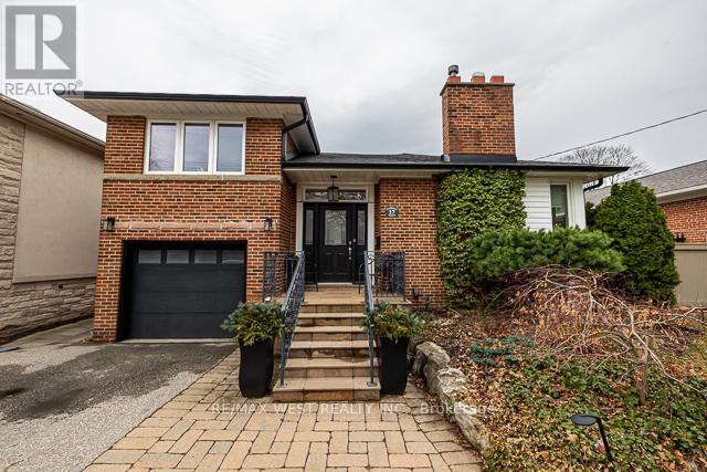 17 Saybrook Avenue, Toronto, Ontario  M8Z 2V3 - Photo 2 - W12960136