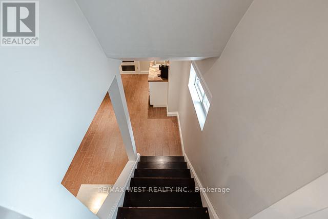 17 Saybrook Avenue, Toronto, Ontario  M8Z 2V3 - Photo 20 - W12960136