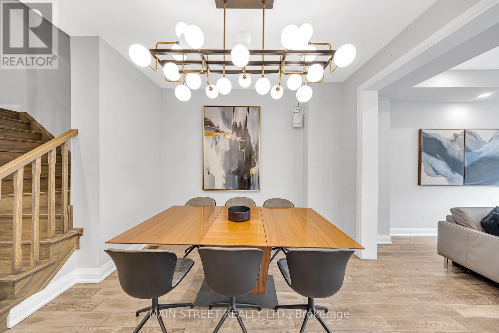 6 Vaudeville Drive, Toronto, Ontario M8W 0B5 - Photo 10 - W12960146