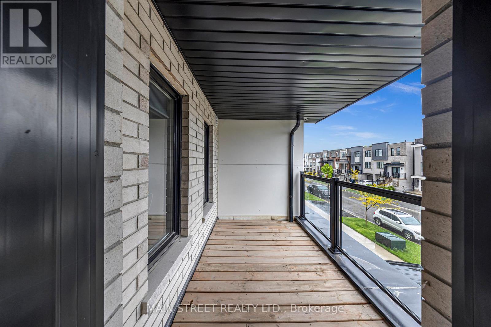 6 Vaudeville Drive, Toronto, Ontario M8W 0B5 - Photo 38 - W12960146