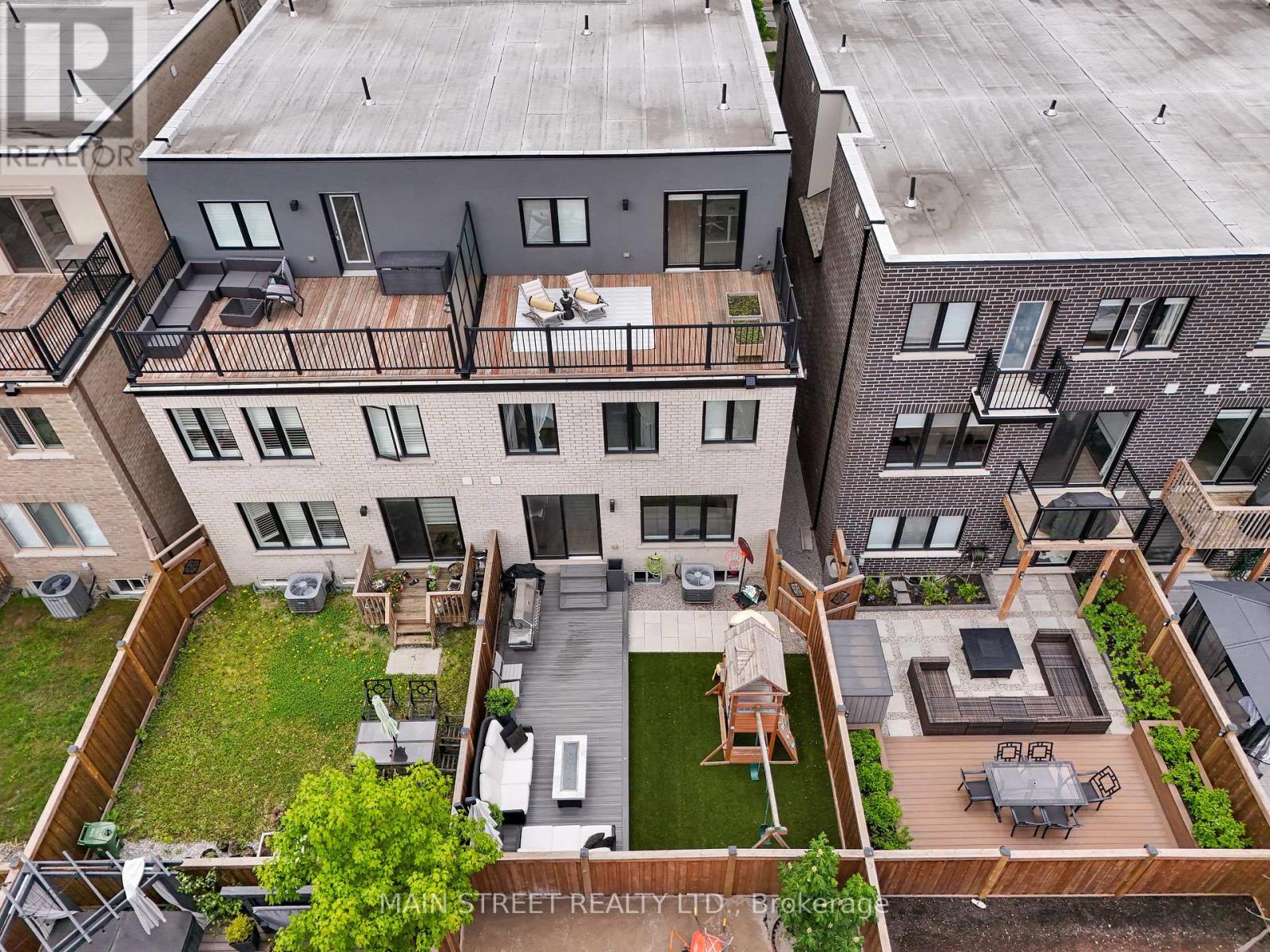 6 Vaudeville Drive, Toronto, Ontario M8W 0B5 - Photo 44 - W12960146